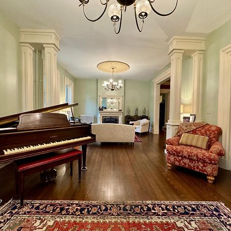 The Edwards Waterhouse Inn Fredonia Ngoại thất bức ảnh