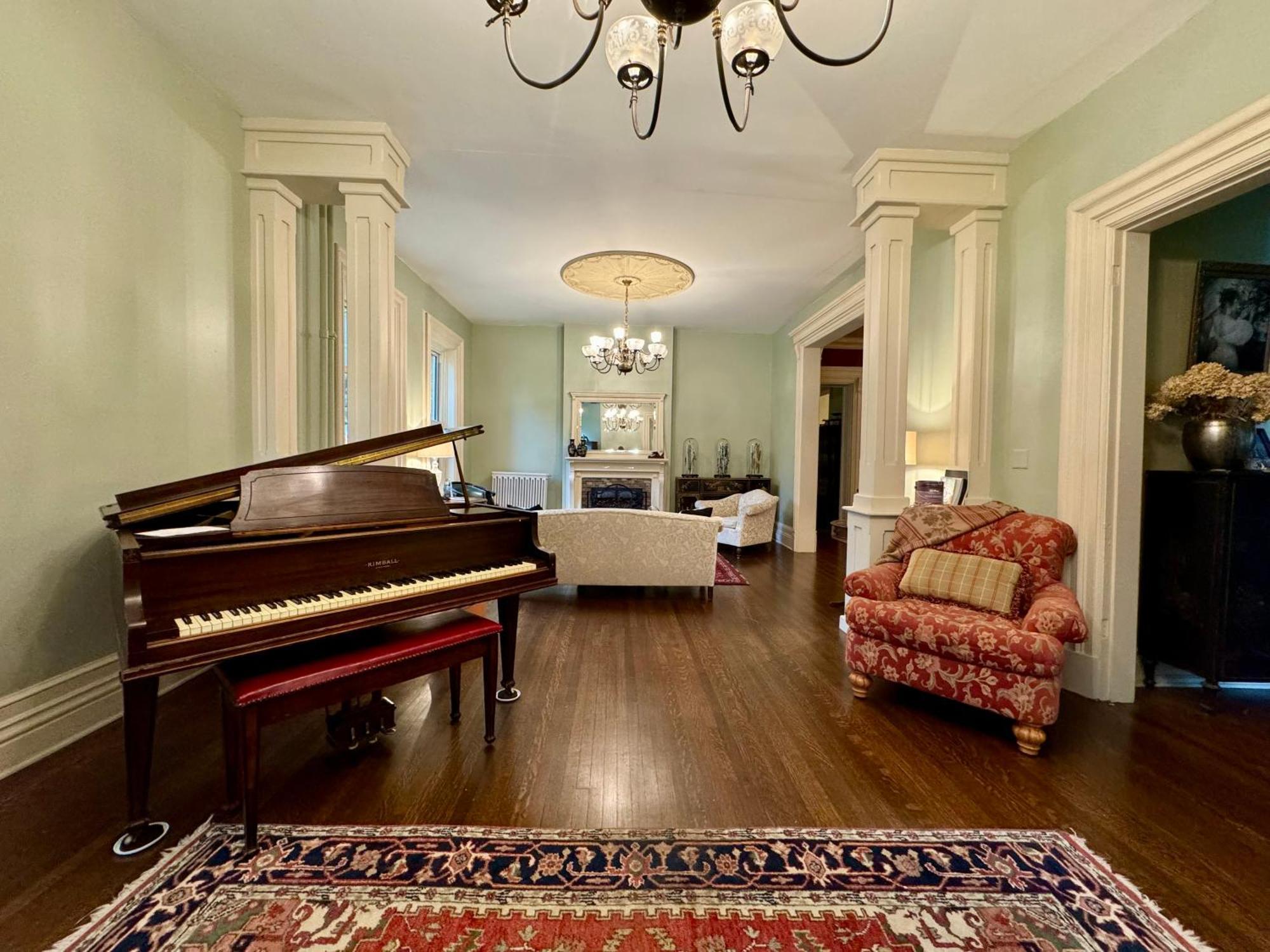 The Edwards Waterhouse Inn Fredonia Ngoại thất bức ảnh